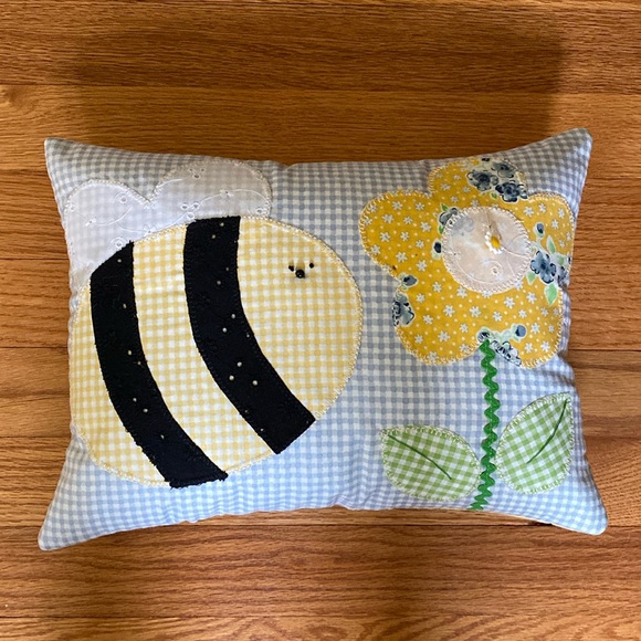 Hand Crafted Other - Handmade Appliqué Pillow 13”x 10” NWOT